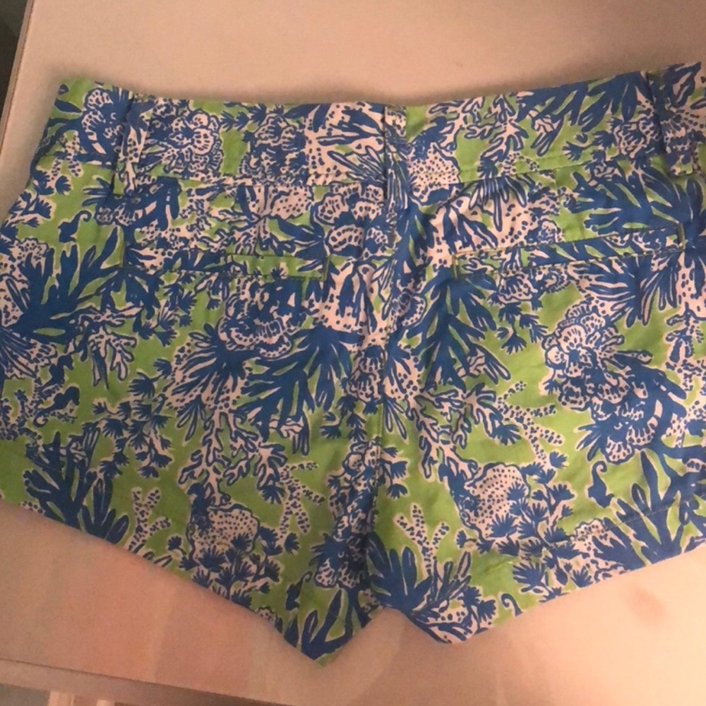 lilly pulitzer walsh shorts!